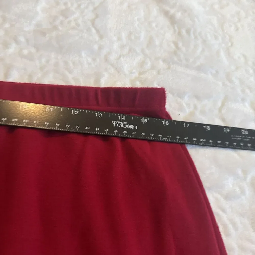 Leslie Fay Red Straight Skirt Sz L side Slit & elastic Waist